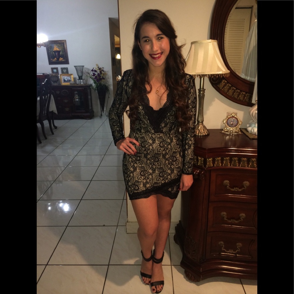 Beautiful boutique dress from steps with tag